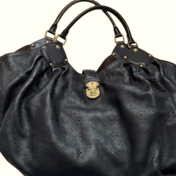 Louis vuitton black Mahina tote - Picture 1 of 9